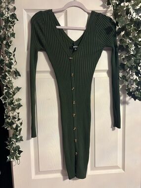 Hera Collection Olive Green Ribbed Long Sleeve Button-Front Dress